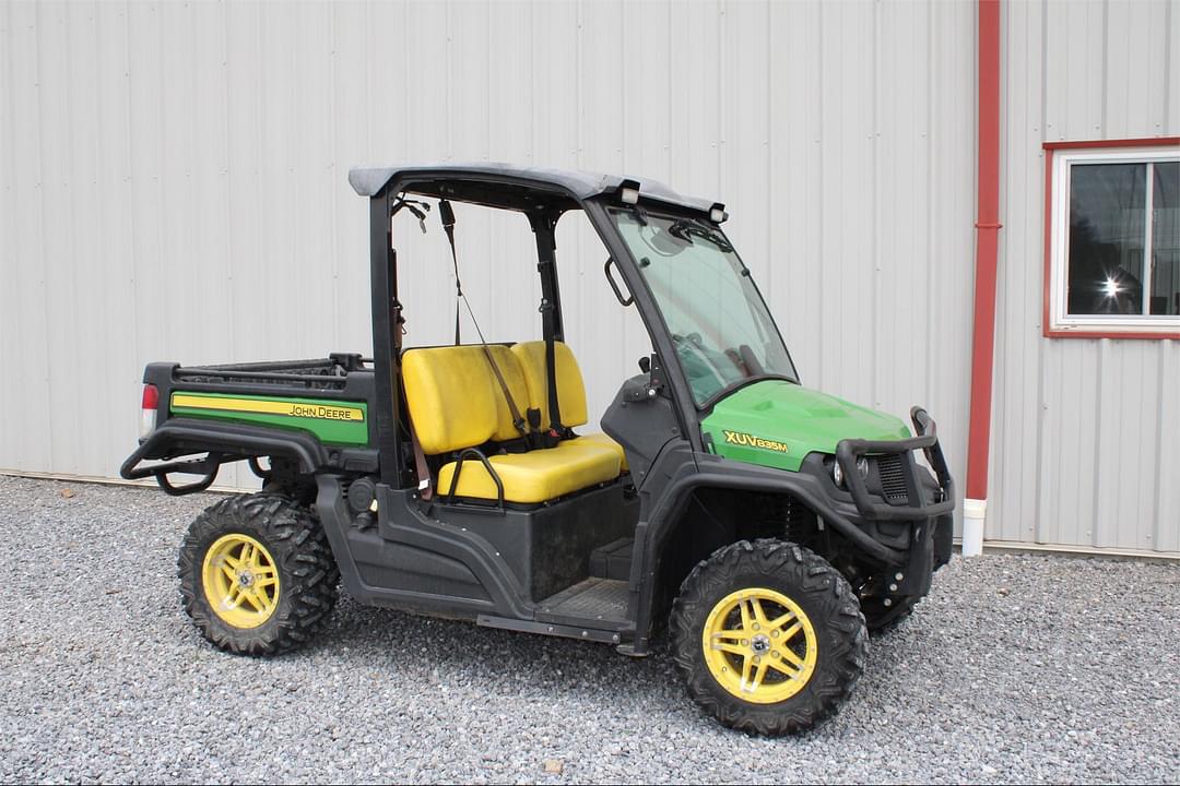 Image of John Deere XUV 835M Primary image