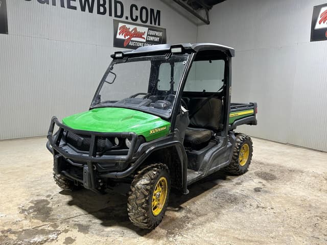 Image of John Deere XUV 835M equipment image 1