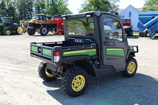 Image of John Deere XUV 835M equipment image 4
