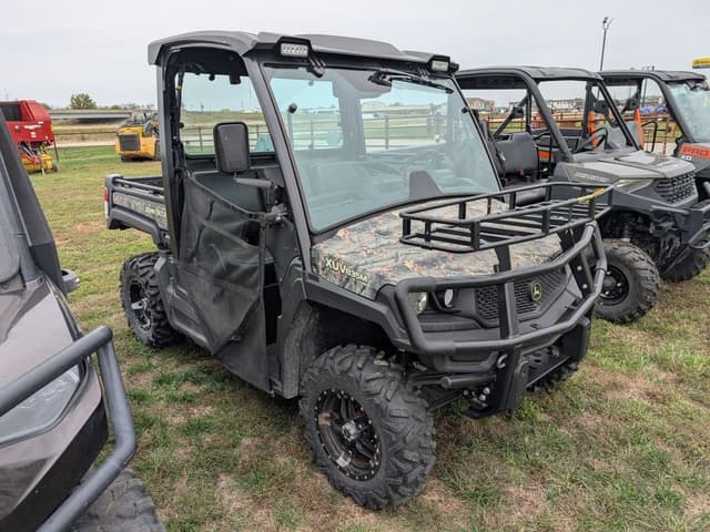 Image of John Deere XUV 835M equipment image 2