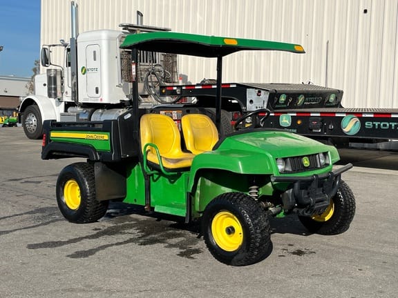 2020 John Deere Gator TE 4x2 Equipment Image0