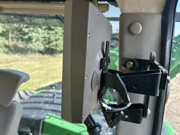 Image of John Deere Gen 4 Extended Monitor Image 1
