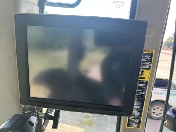 Image of John Deere Gen 4 Extended Monitor Image 0