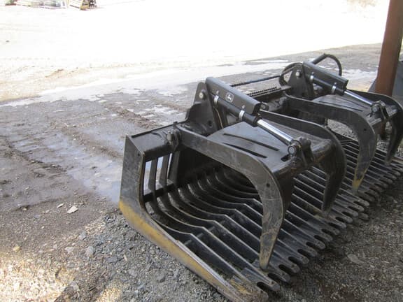 Image of John Deere GR84B equipment image 2