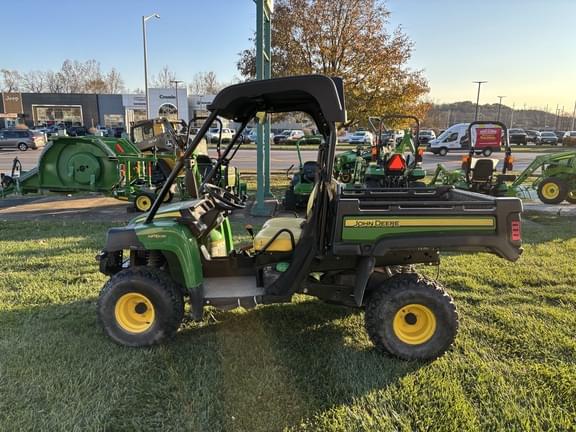 Image of John Deere HPX815E equipment image 2