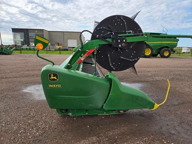 Image of John Deere 745FD equipment image 4