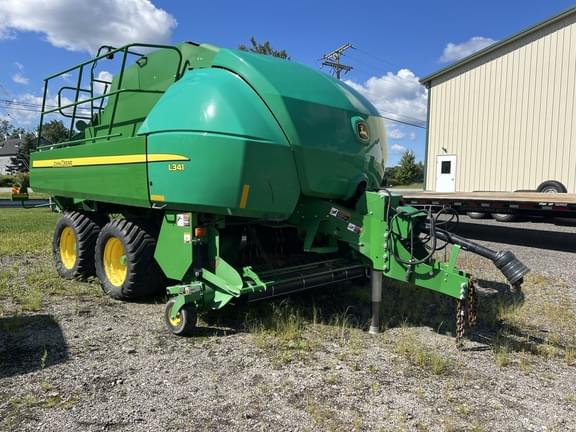 Image of John Deere L341 equipment image 1