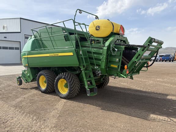 Image of John Deere L341 equipment image 2