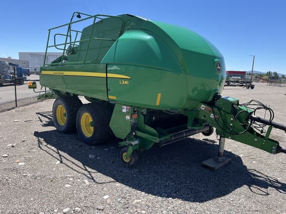 Image of John Deere L341 equipment image 3