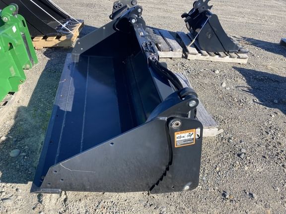 2020 John Deere MP72B Equipment Image0