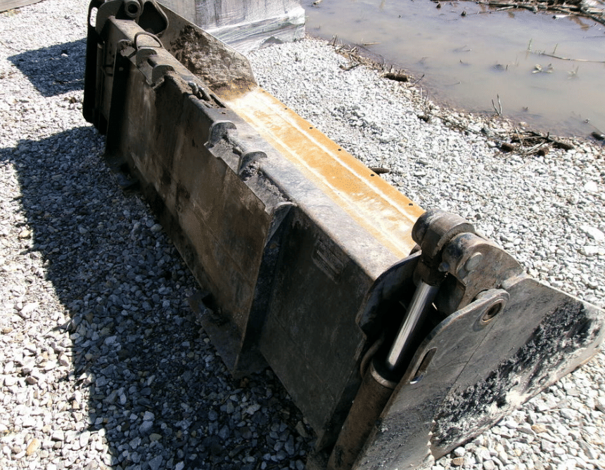 2020 John Deere MP78B Equipment Image0