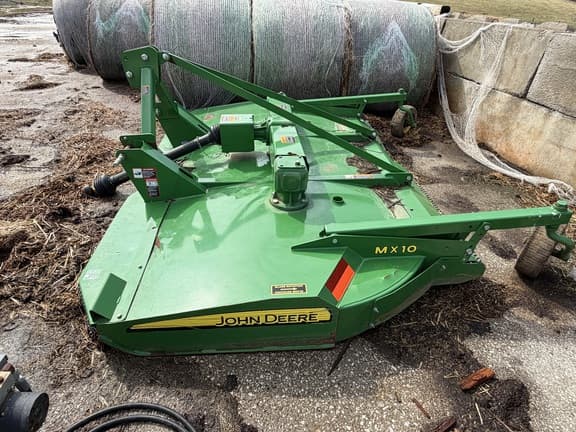 Image of John Deere MX10 equipment image 1