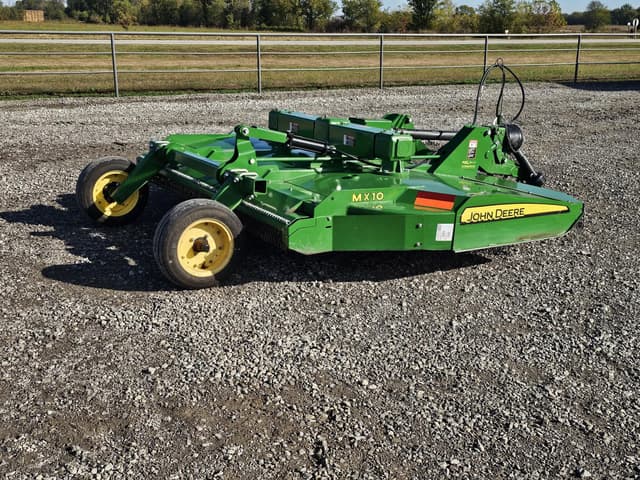 Image of John Deere MX10 equipment image 4