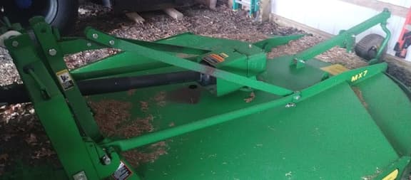 Image of John Deere MX7 equipment image 3