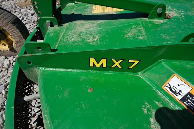 Image of John Deere MX7 equipment image 3