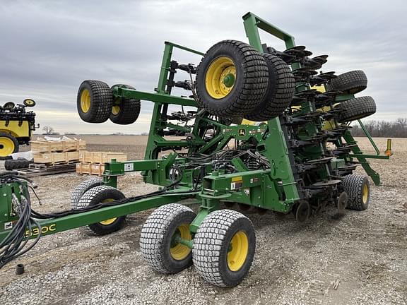 Image of John Deere N530C equipment image 3