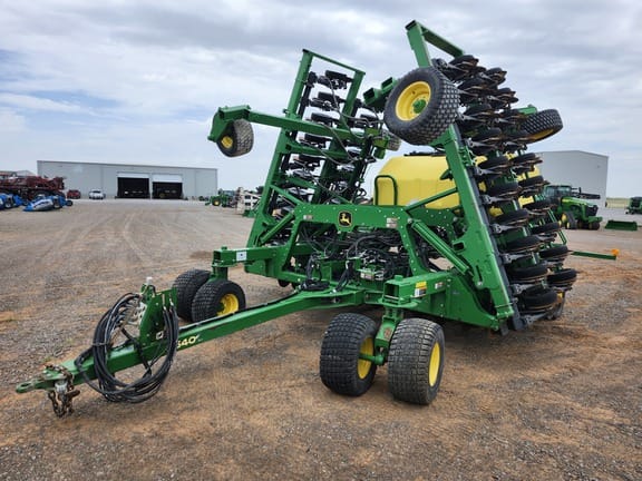 2020 John Deere N540C Equipment Image0