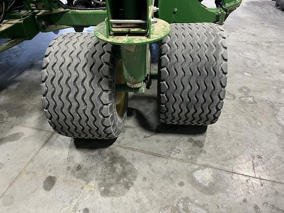 Image of John Deere N540C equipment image 3