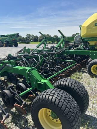 Image of John Deere N540C equipment image 1