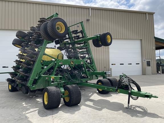 2020 John Deere N540C Equipment Image0