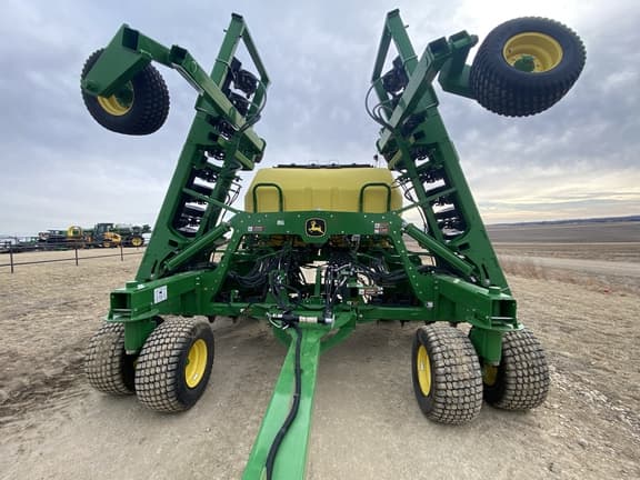 Image of John Deere N540C equipment image 1