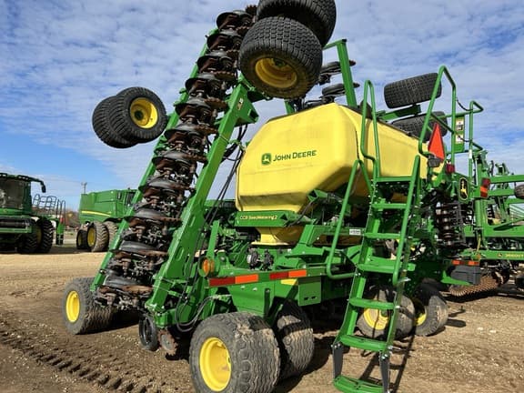 Image of John Deere N542C equipment image 2