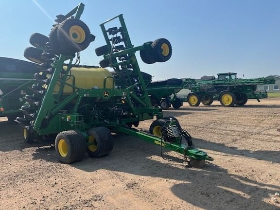 2020 John Deere N542C Equipment Image0
