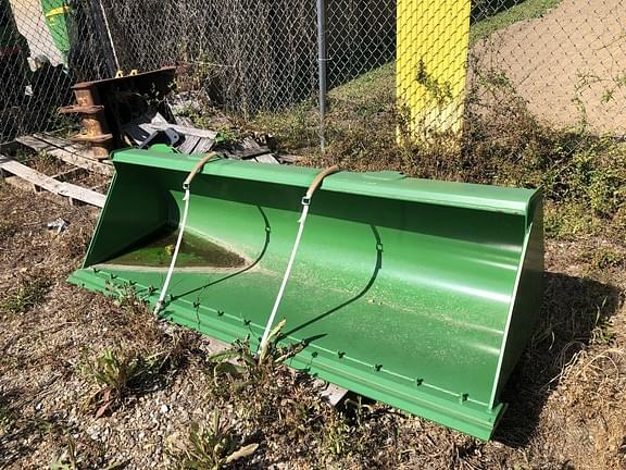 Image of John Deere Bucket Image 0