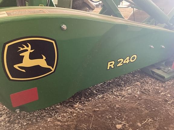 Image of John Deere R240 equipment image 4