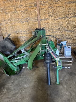 Image of John Deere R310 equipment image 3