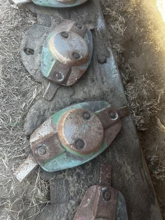 Image of John Deere R310 equipment image 4