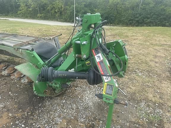 Image of John Deere R310 equipment image 2