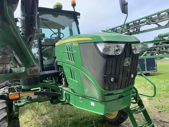 Image of John Deere R4023 equipment image 4