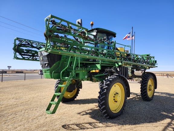 2020 John Deere R4023 Equipment Image0