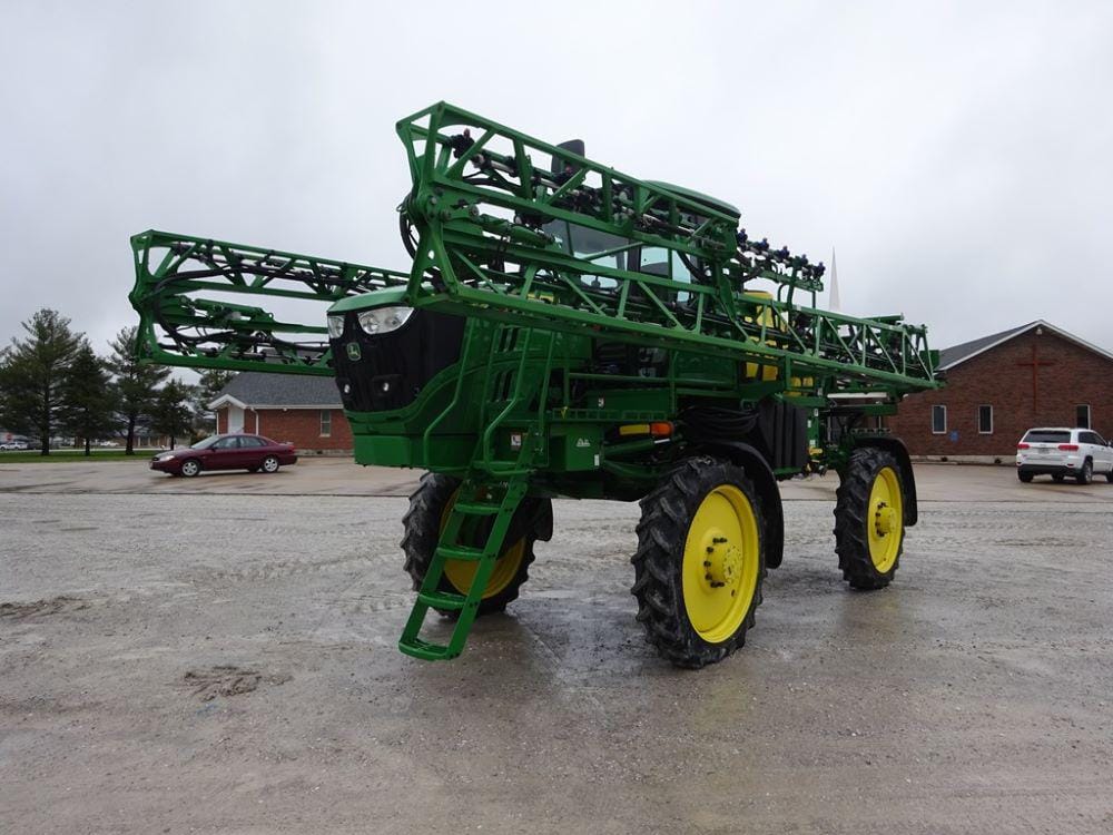 Main image John Deere R4023