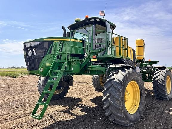 Image of John Deere R4030 Primary image