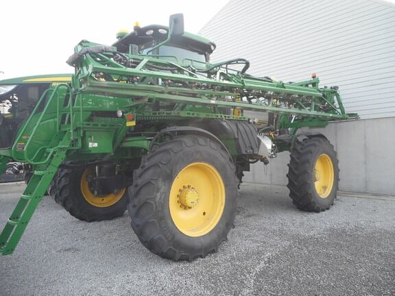 Main image John Deere R4030