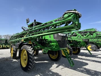 Main image John Deere R4030