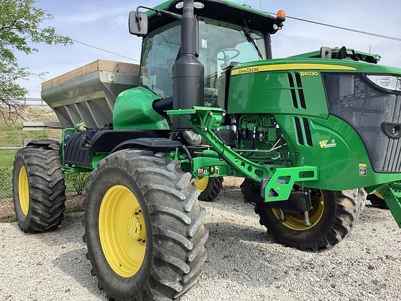 Image of John Deere R4030 Primary image