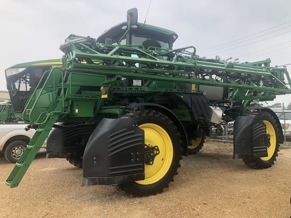 Main image John Deere R4030
