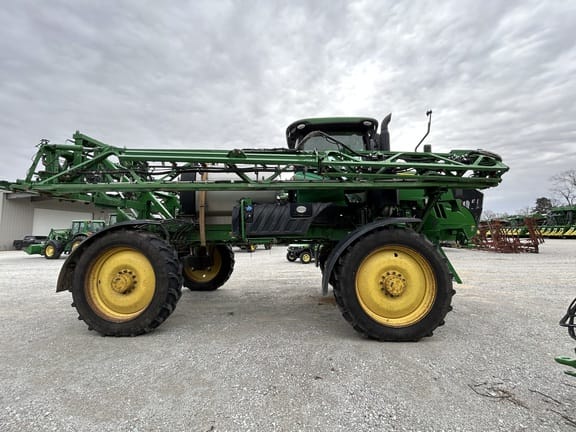 Main image John Deere R4030