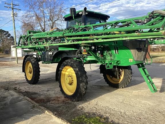 Image of John Deere R4038 equipment image 3