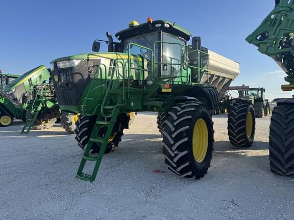 Image of John Deere R4038 equipment image 1