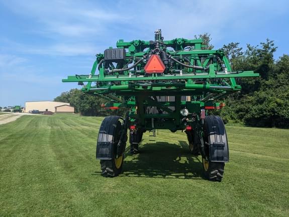 Image of John Deere R4038 equipment image 2