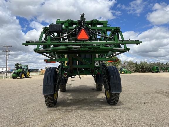 Image of John Deere R4038 equipment image 3