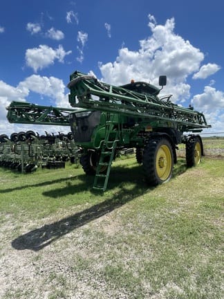 Main image John Deere R4038