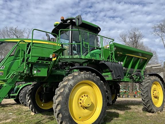 Image of John Deere R4038 equipment image 1