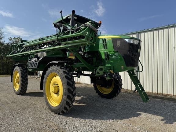 Image of John Deere R4038 equipment image 4