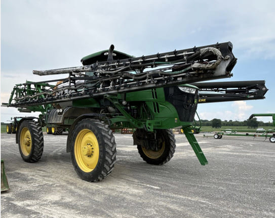 Main image John Deere R4038