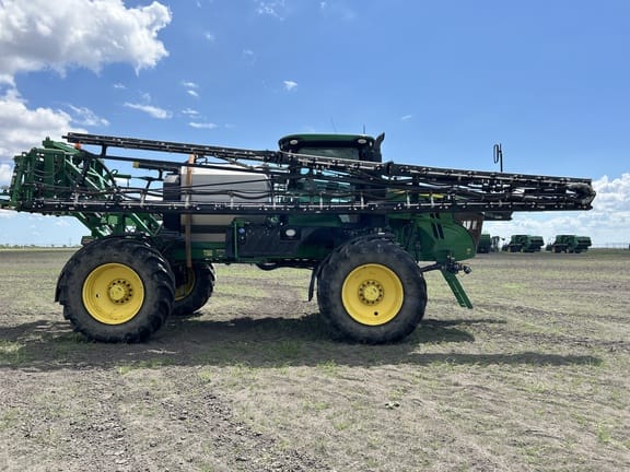 2020 John Deere R4038 Equipment Image0